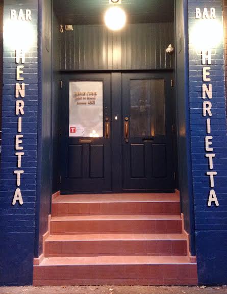 Henrietta Bar Mile End Montreal portugais