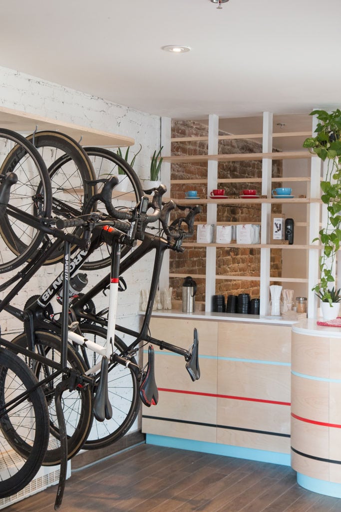 Le Club Espresso Bar: A charming cafe for cycling enthusiasts - Tastet