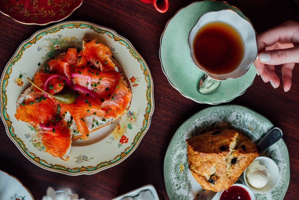 Salon de the cardinal tearoom mile end montreal