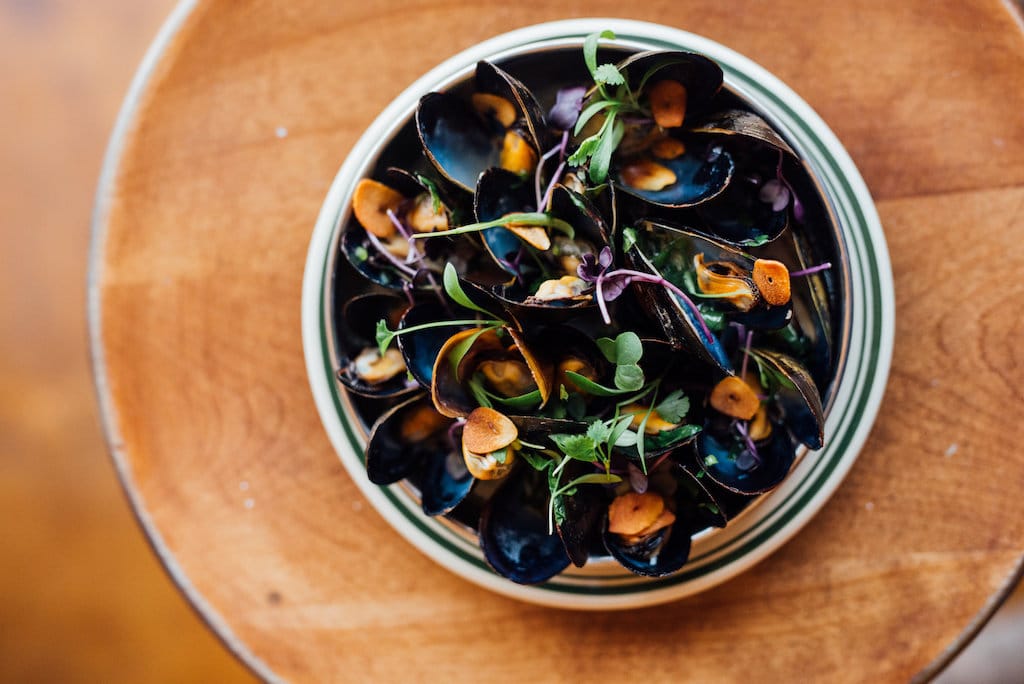 Where are the best "moules frites" in Montreal? TASTET
