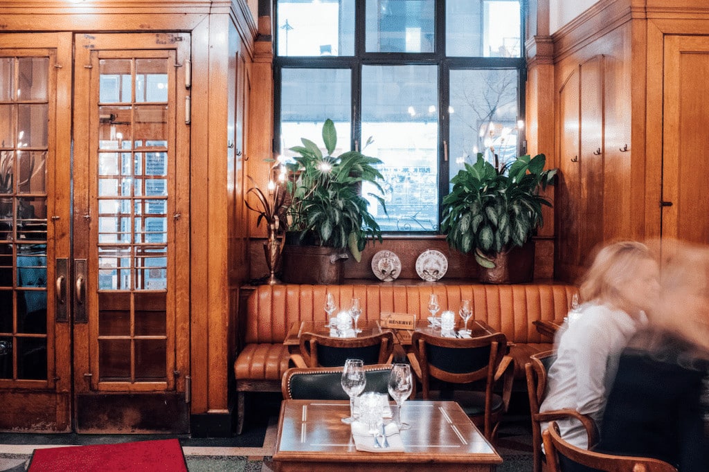 Taverne Square Dominion centre ville downtown montreal