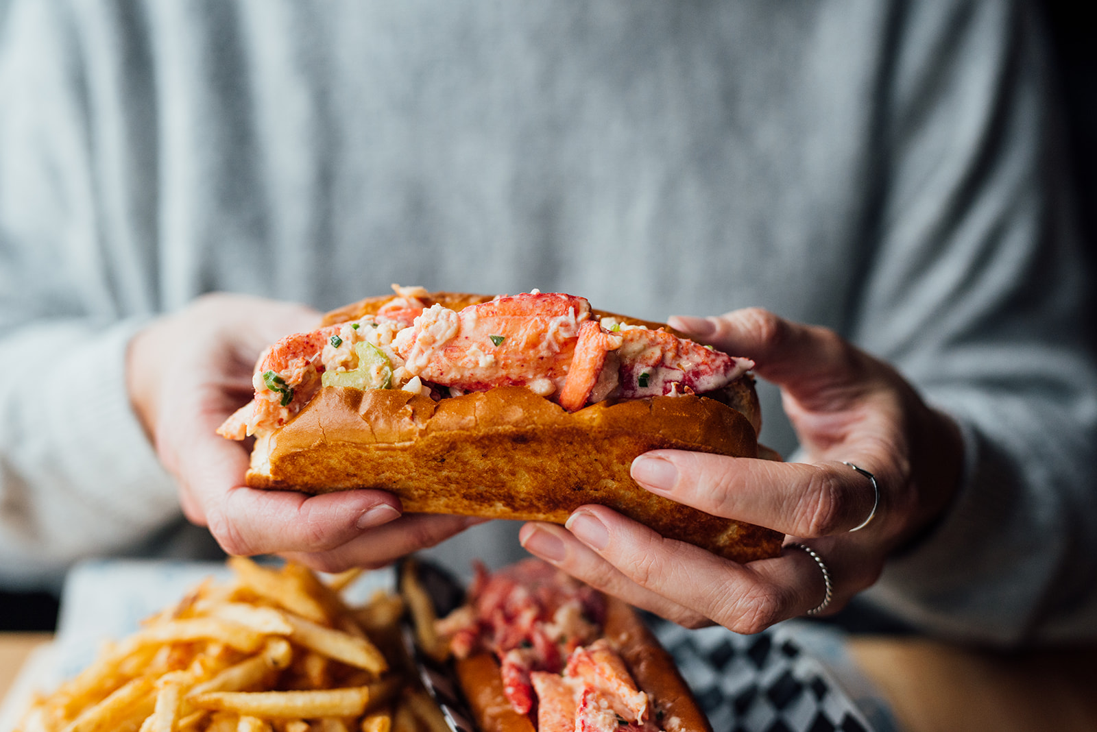 lucilles laval lobster roll