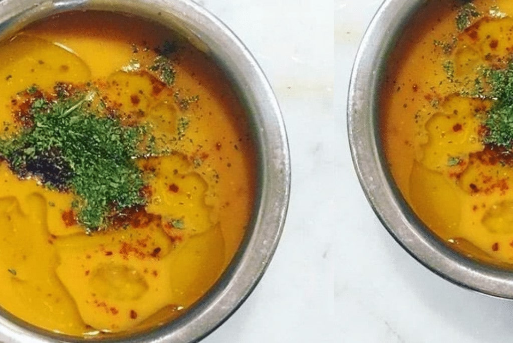 Recette de soupe aux lentilles rouges et beurre épicé