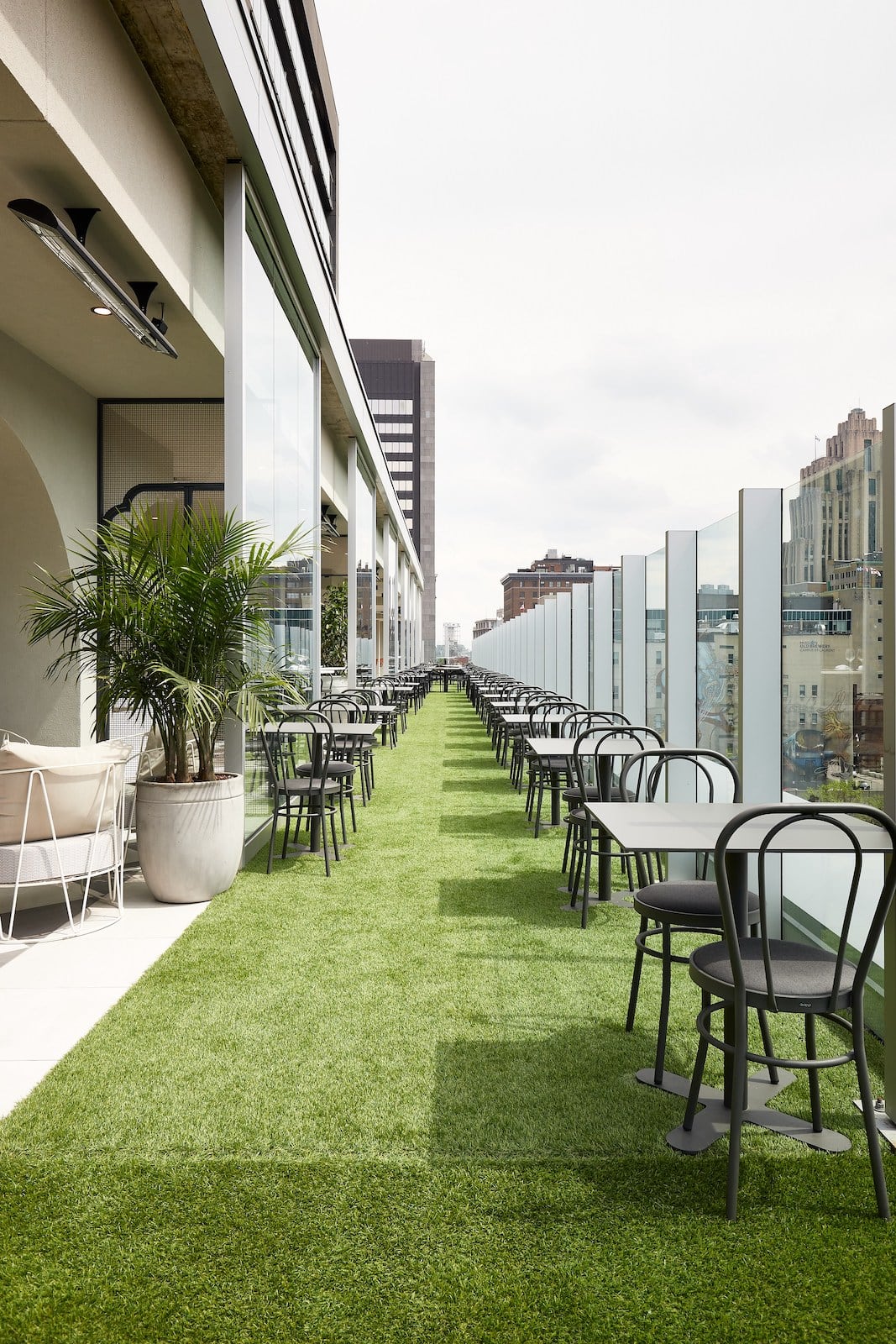 Carla: The hip new rooftop patio in Chinatown - Tastet