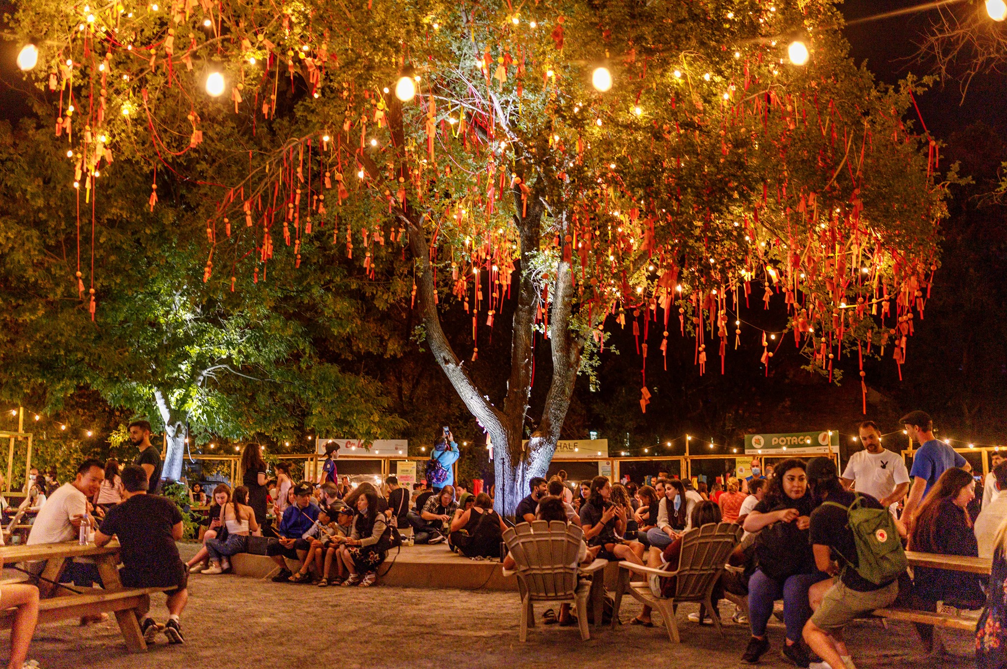 Marché de Nuit Asiatique: l’immense marché de nuit est de retour!