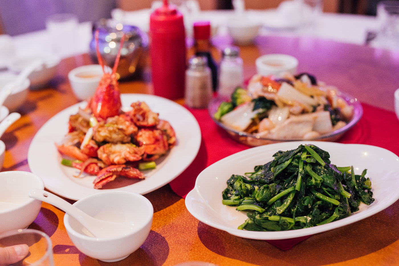 Chez-soi la Chine / #CanadaDo / Best Chinese Restaurants in Quebec