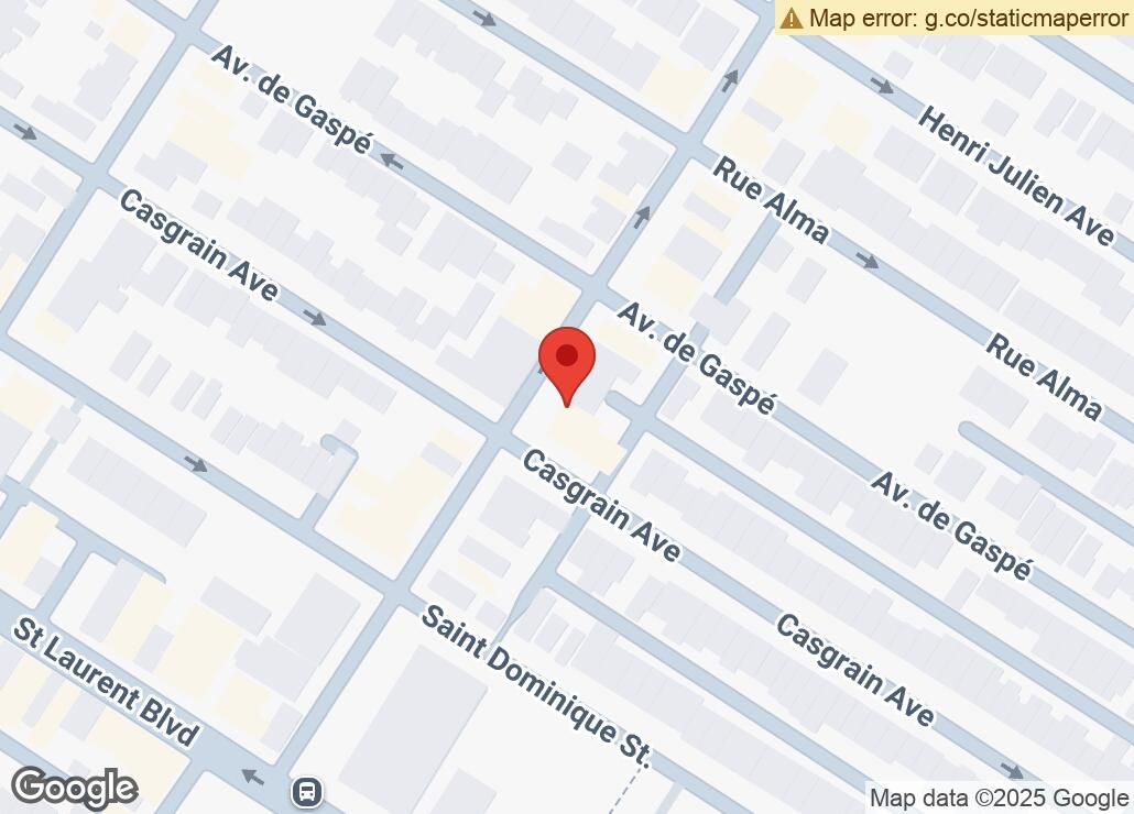 Map showing location at 45.5330986, -73.610536