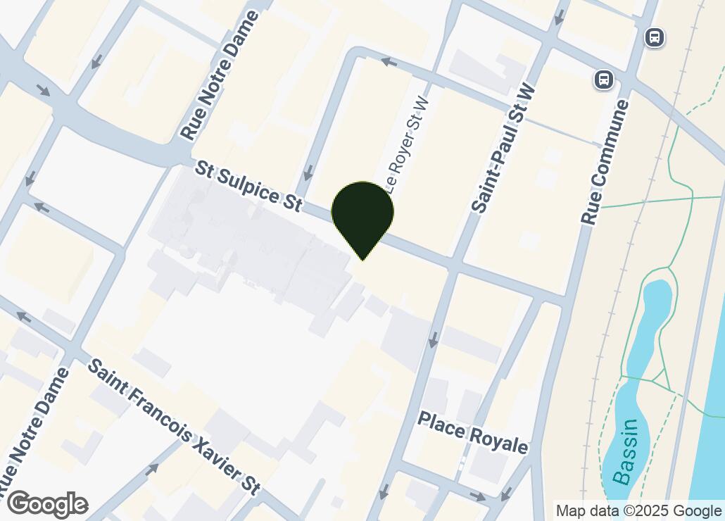 Map showing location at 45.504376, -73.555214