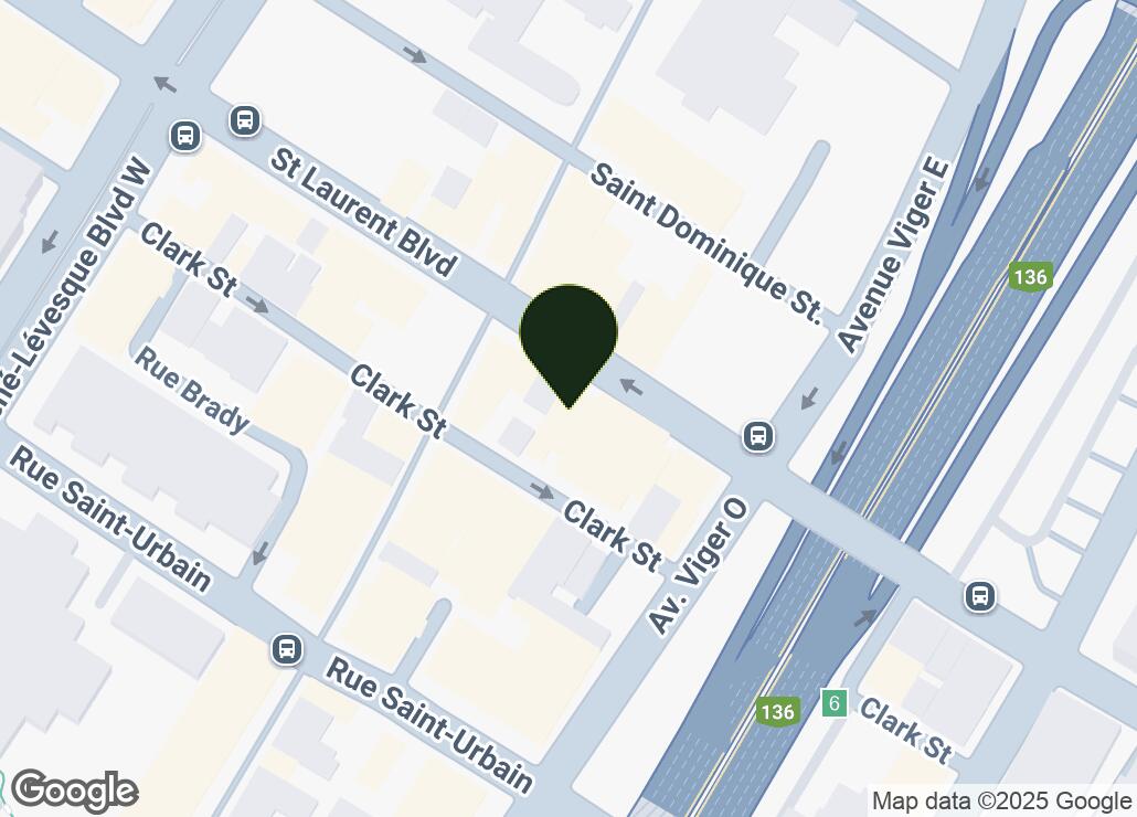 Map showing location at 45.5077382, -73.5596307