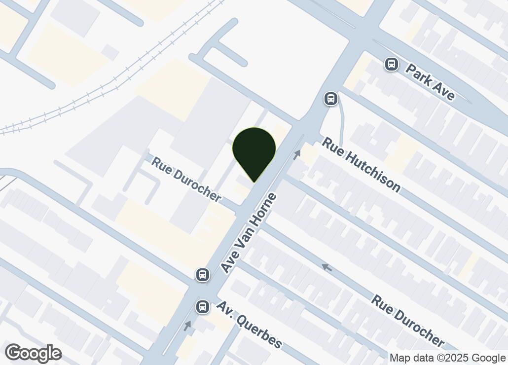 Map showing location at 45.5246114, -73.6113808
