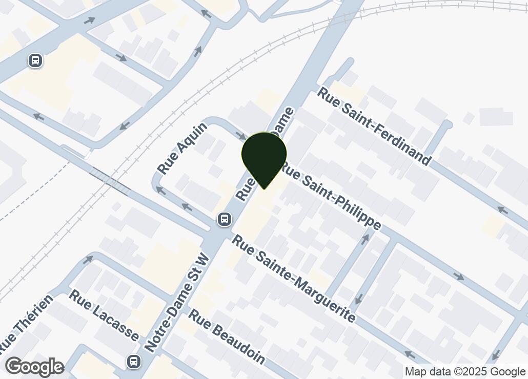 Map showing location at 45.4756842, -73.5860024