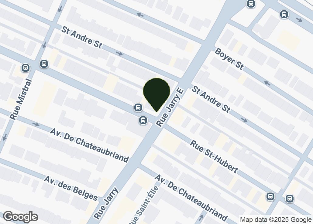 Map showing location at 45.5465357, -73.6263851