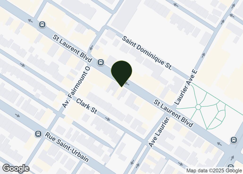 Map showing location at 45.5234191, -73.5938872