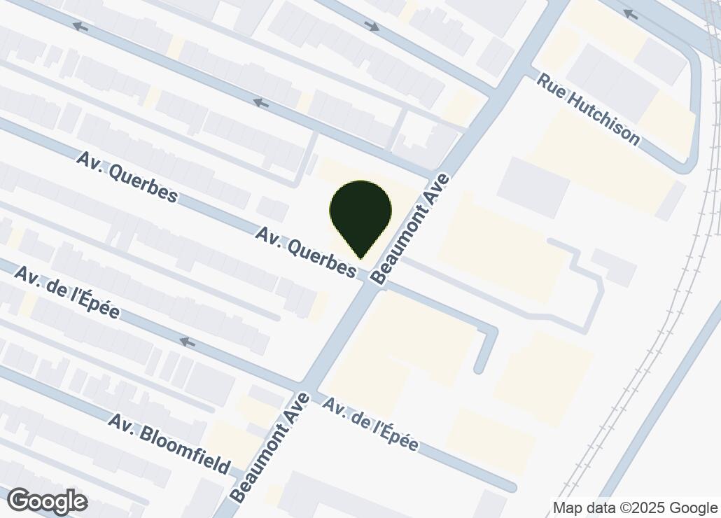 Map showing location at 45.5275463, -73.6196674
