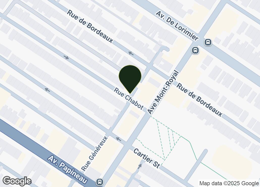 Map showing location at 45.5343639, -73.5738841