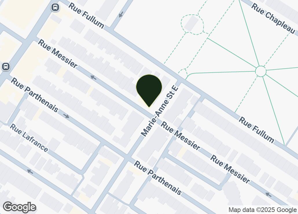 Map showing location at 45.5360724, -73.5685114