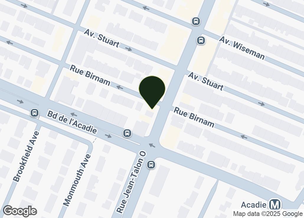 Map showing location at 45.5247222, -73.6258333