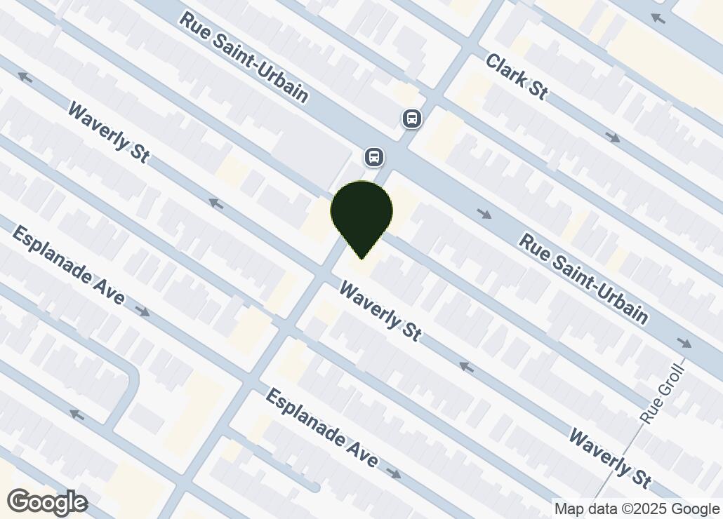 Map showing location at 45.5241048, -73.6002501