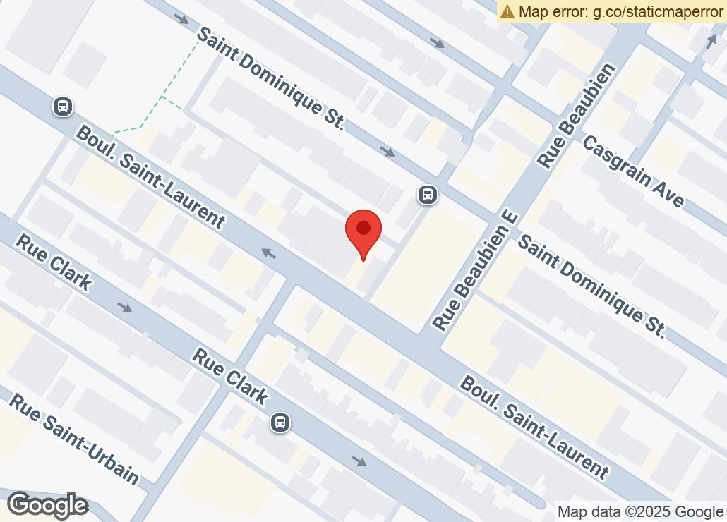 Map showing location at 45.5306896, -73.6089297