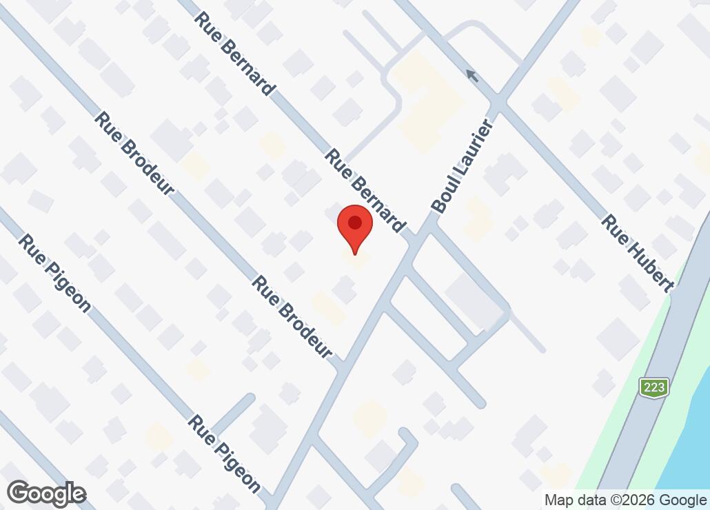 Map showing location at 45.5672656, -73.2033846