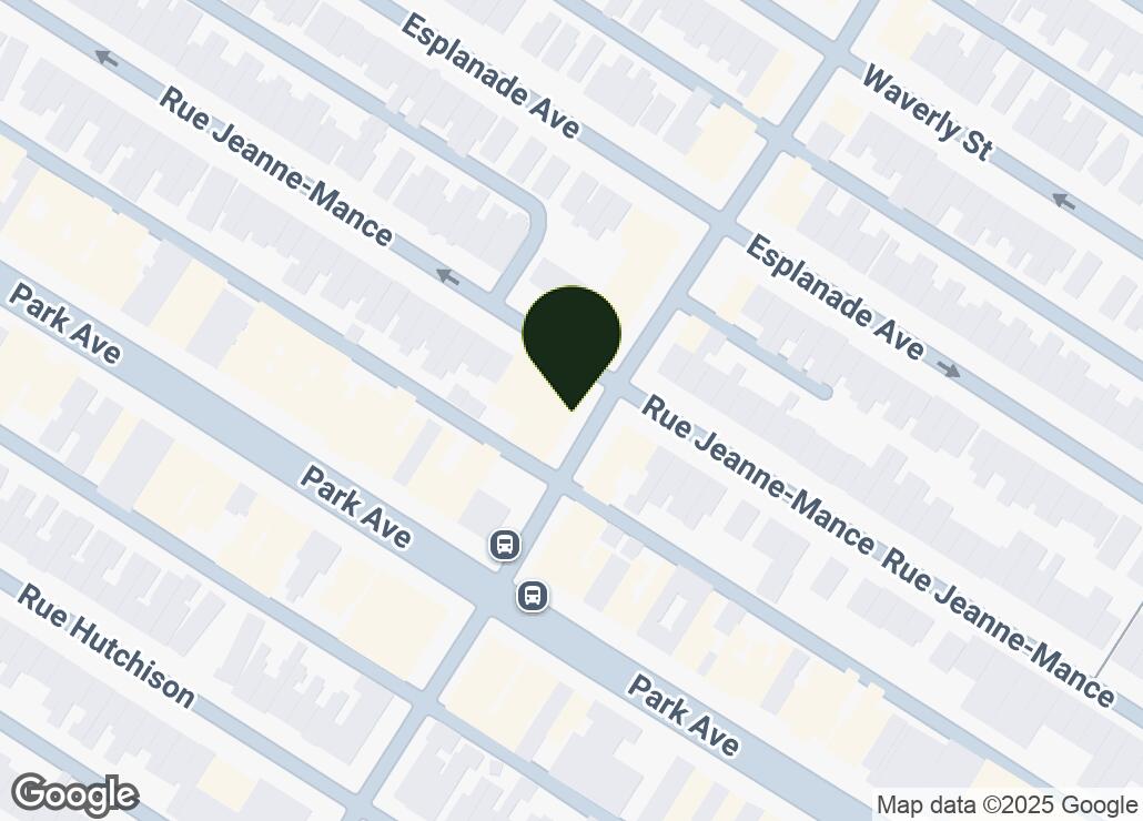 Map showing location at 45.522819, -73.601829