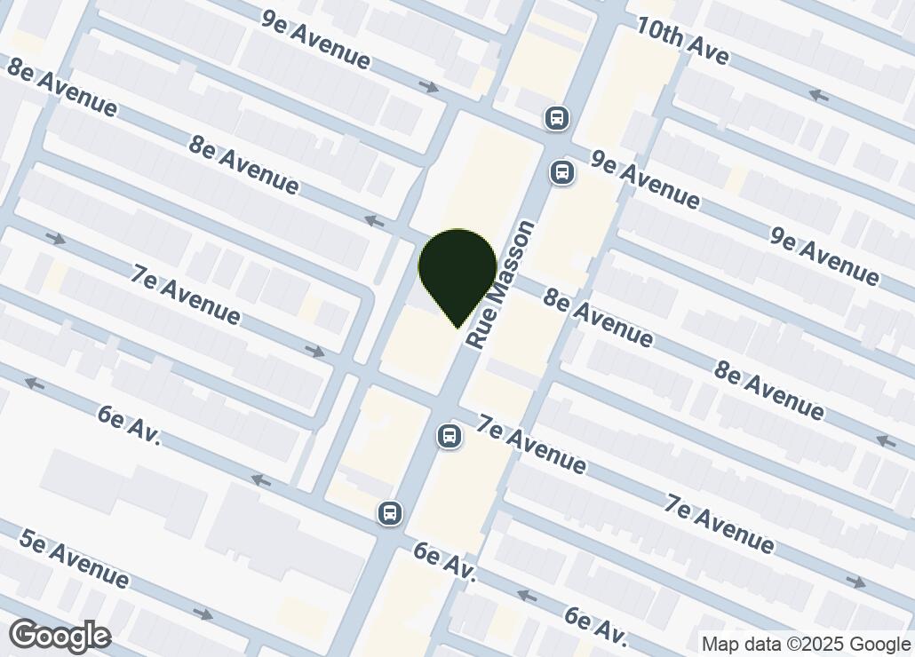 Map showing location at 45.5489642, -73.5745034
