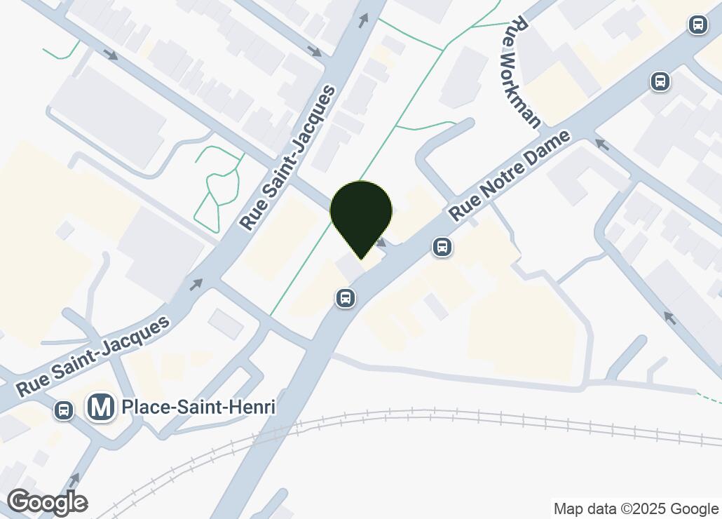 Map showing location at 45.4778791, -73.5844922