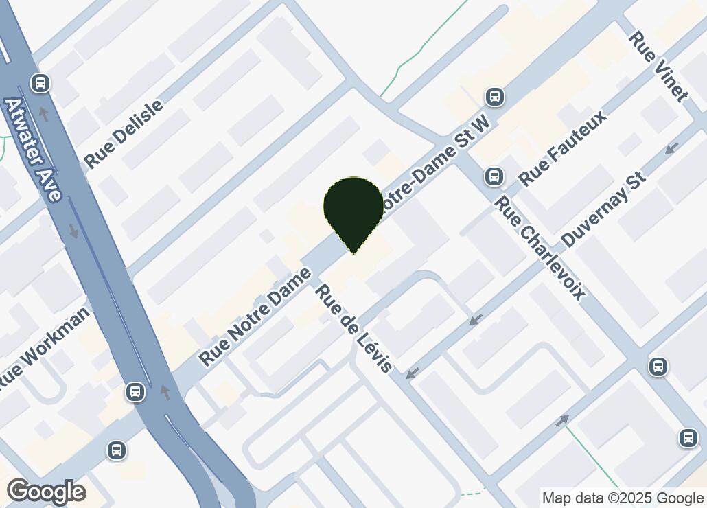 Map showing location at 45.4820557, -73.5764426