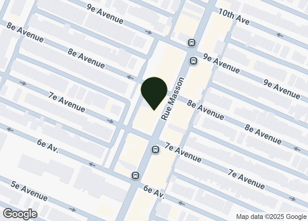 Map showing location at 45.5490027, -73.5745719