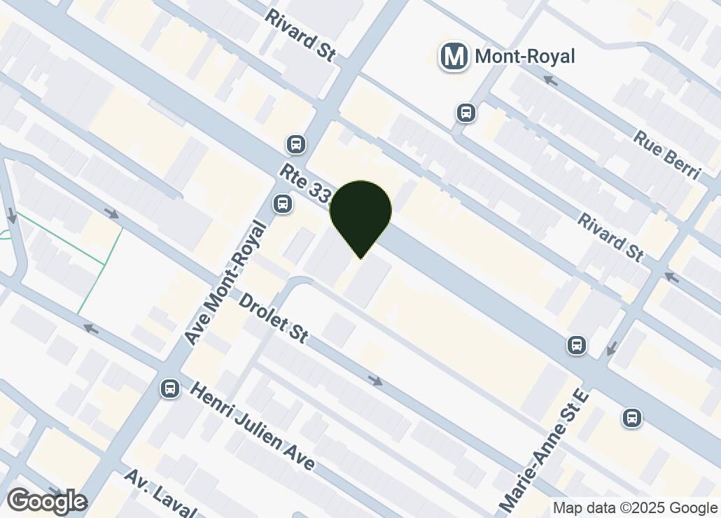 Map showing location at 45.523503, -73.5823621