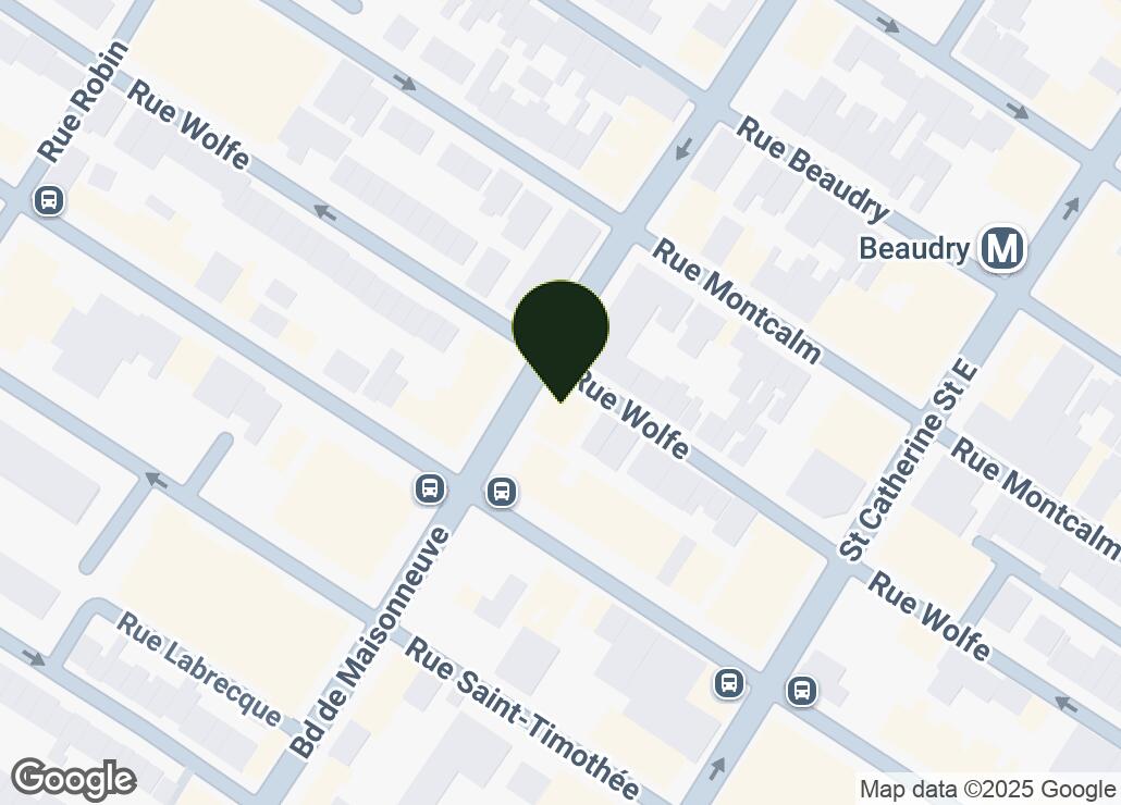 Map showing location at 45.518445, -73.558083