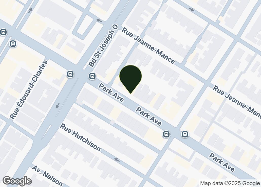 Map showing location at 45.5187145, -73.5933442