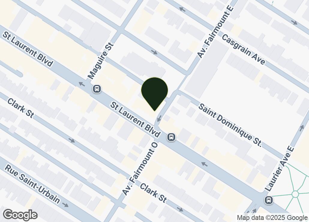 Map showing location at 45.5241404, -73.5946523