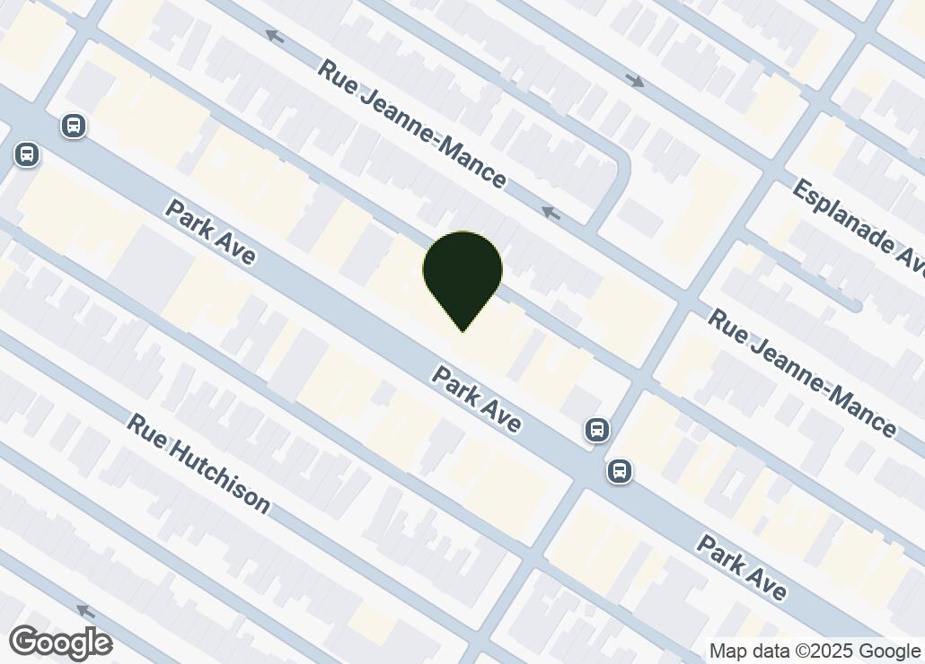 Map showing location at 45.5227766, -73.602948