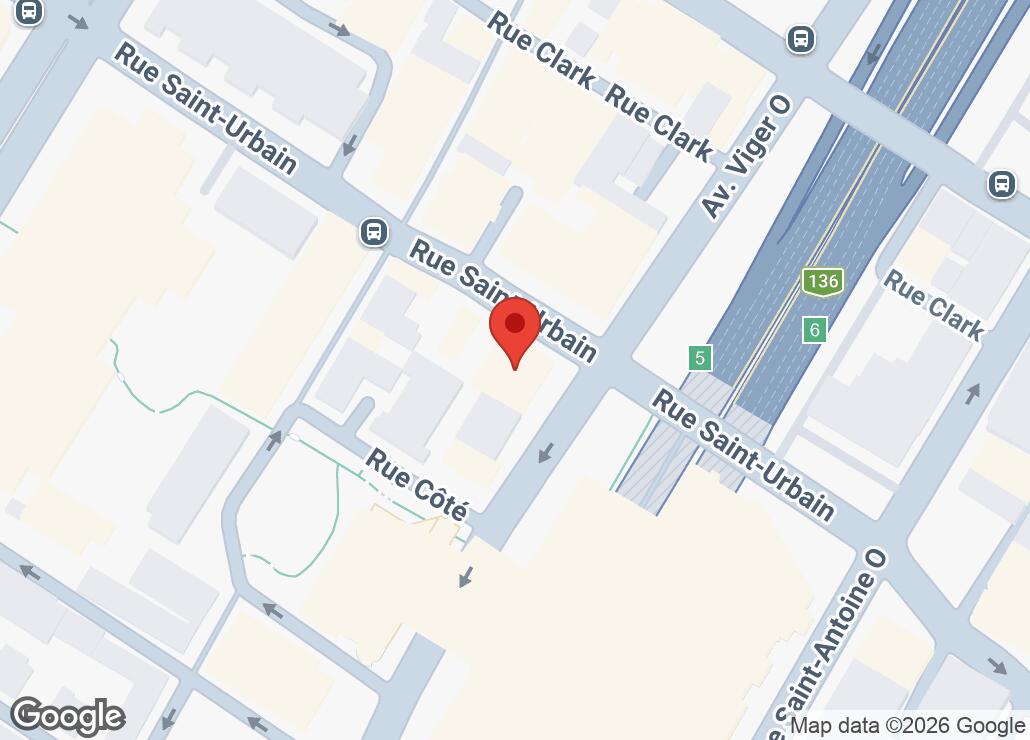 Map showing location at 45.5064032, -73.5602437