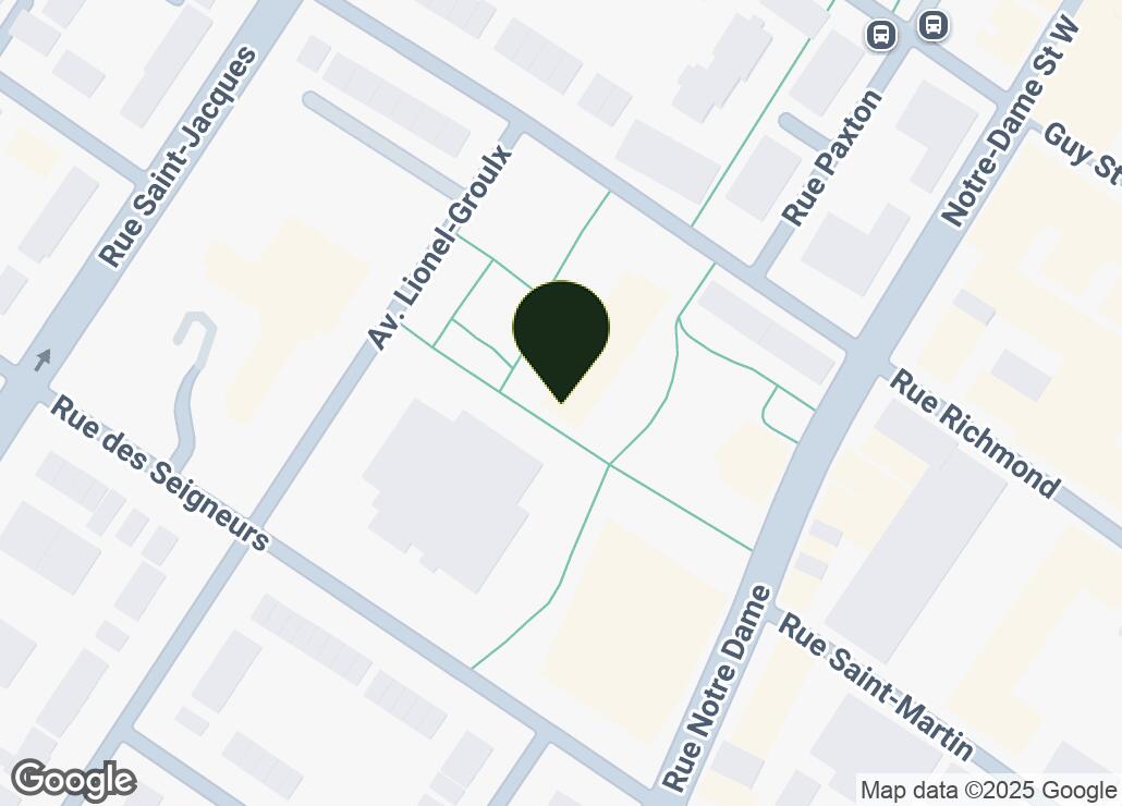 Map showing location at 45.4890799, -73.5694625