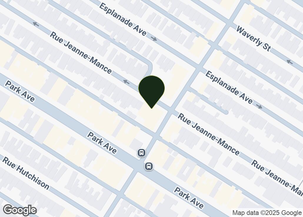 Map showing location at 45.5229325, -73.6019672