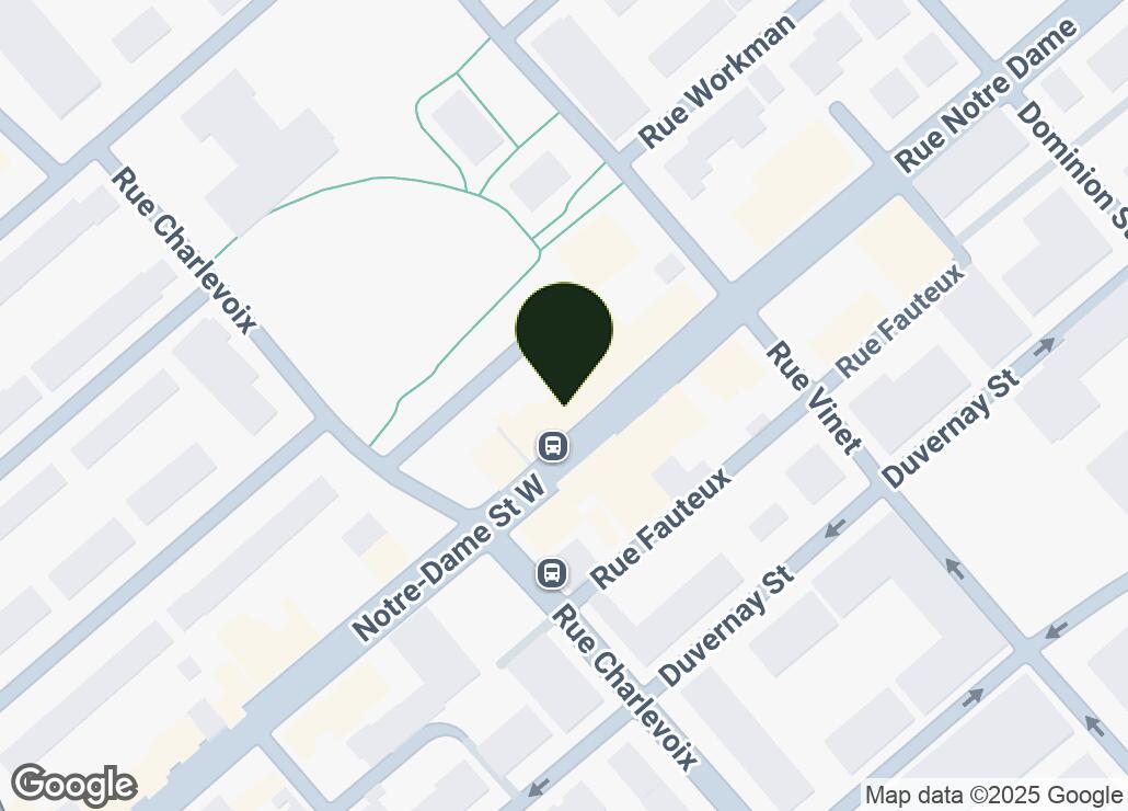 Map showing location at 45.4830556, -73.5752778