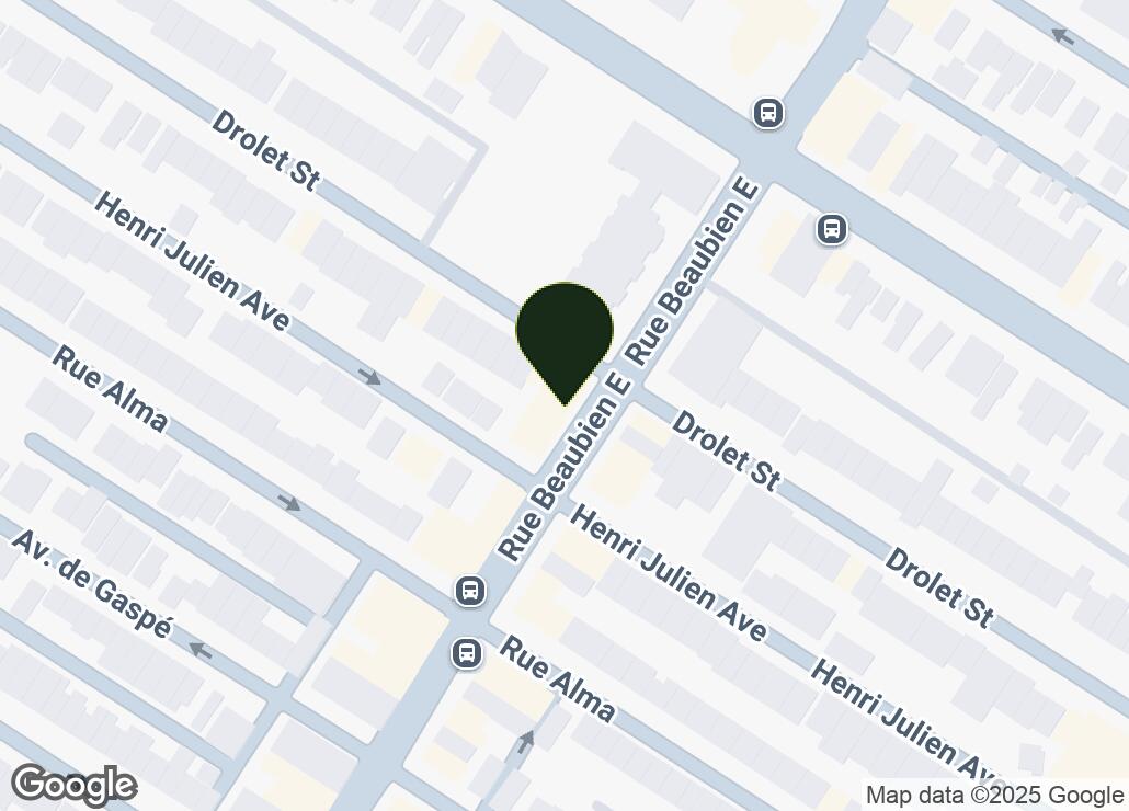Map showing location at 45.5331441, -73.6059842