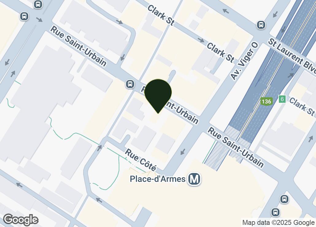 Map showing location at 45.5065579, -73.560513