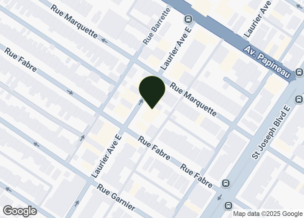 Map showing location at 45.5349025, -73.5821893