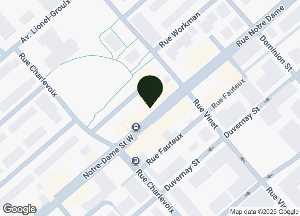 Map showing location at 45.4831617, -73.5750757
