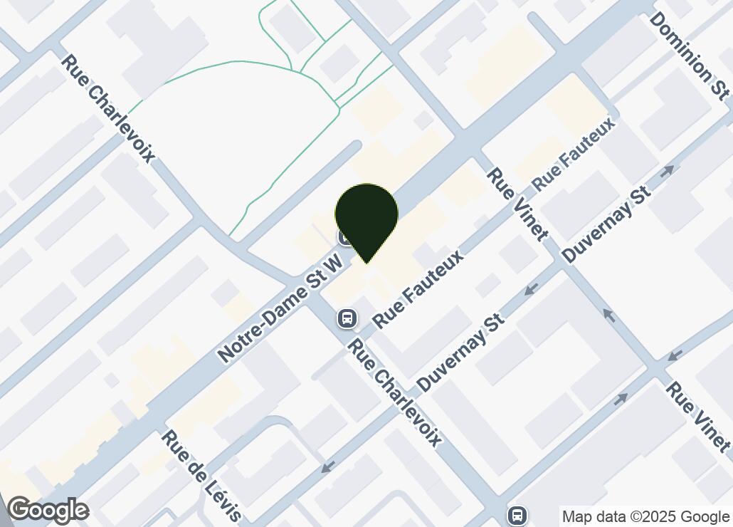 Map showing location at 45.482773, -73.5751911