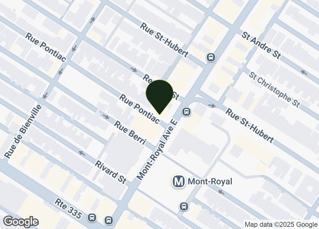 Map showing location at 45.5254096, -73.5819774
