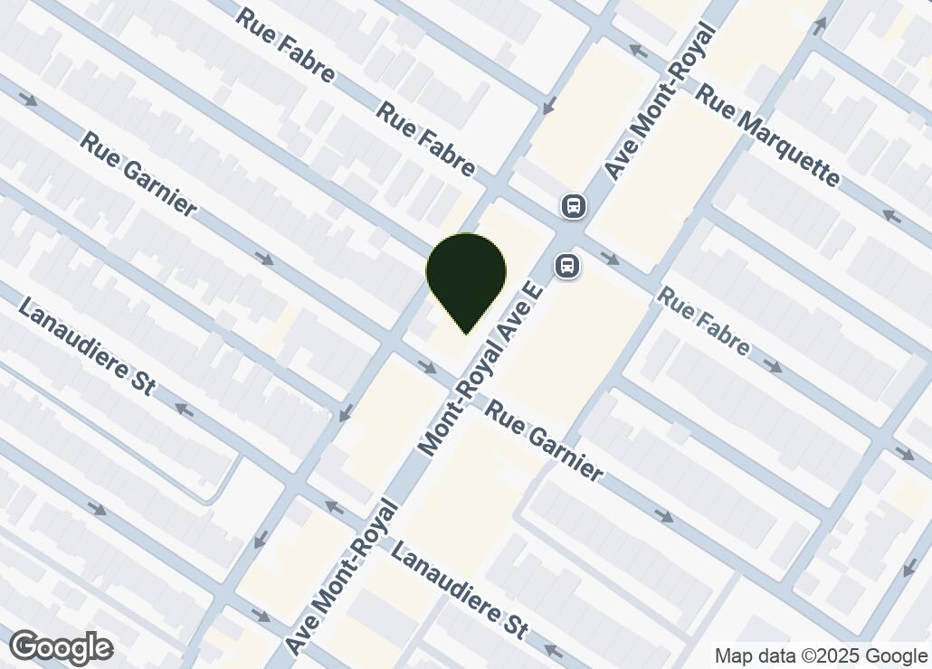 Map showing location at 45.5310956, -73.5765248