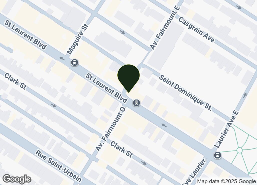Map showing location at 45.5239696, -73.5945276