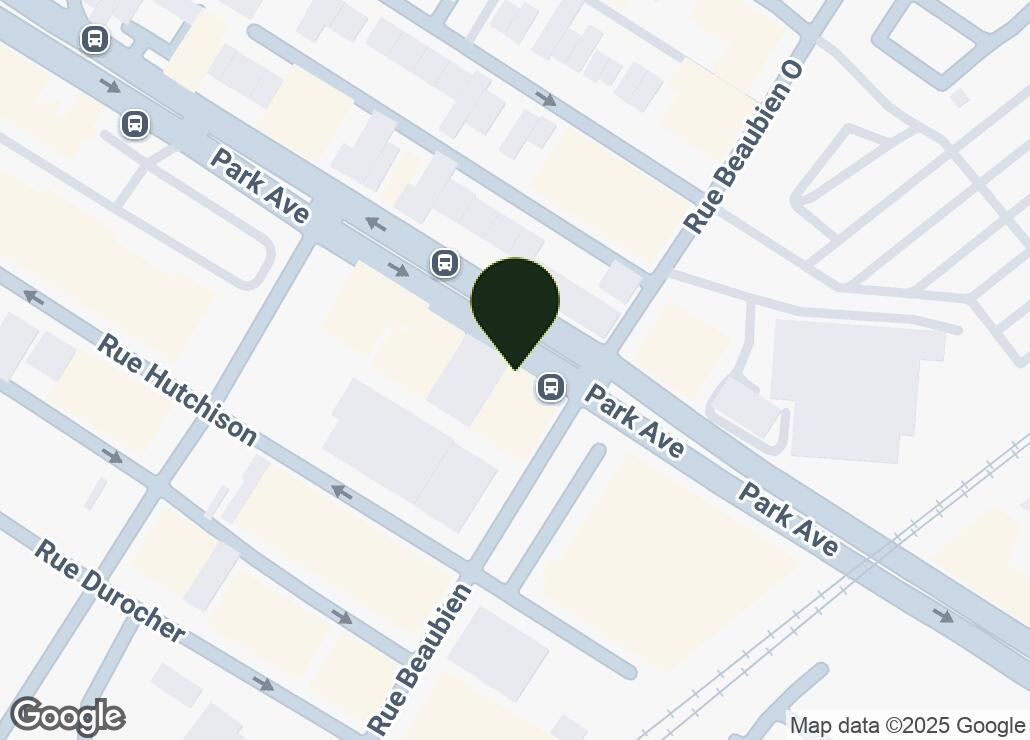 Map showing location at 45.526966, -73.6132372