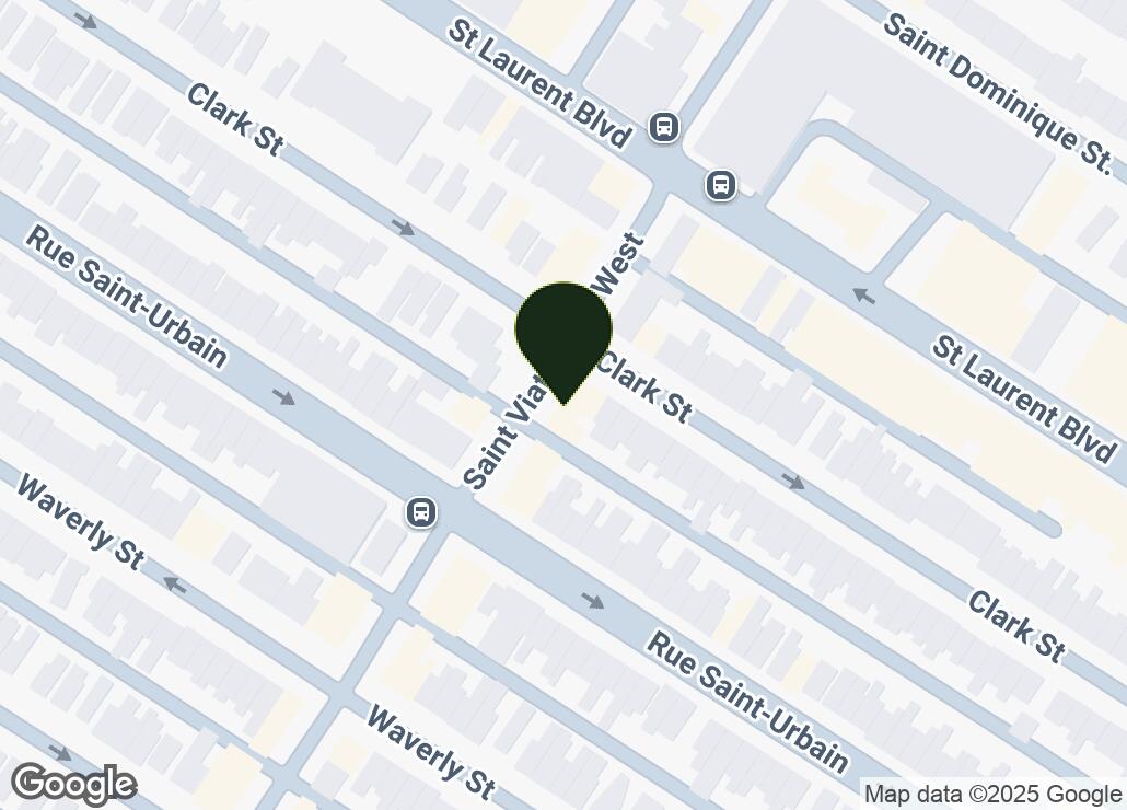 Map showing location at 45.5250248, -73.5994489