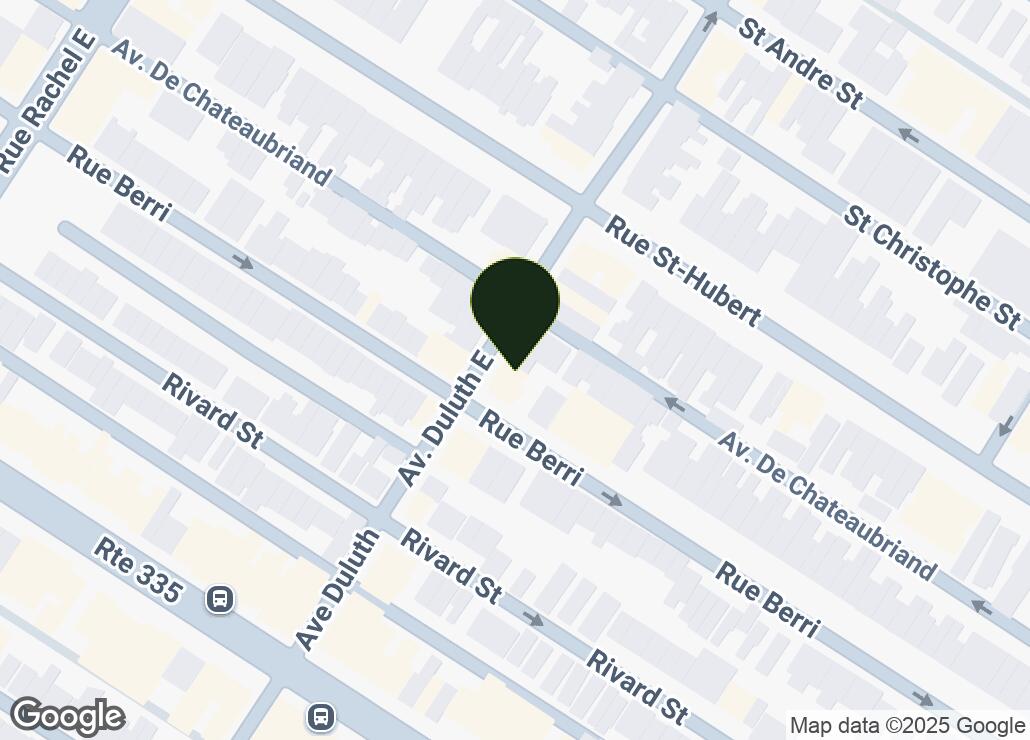Map showing location at 45.5218722, -73.5746611