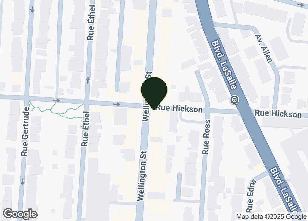 Map showing location at 45.4648345, -73.5666883